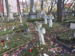 Украина хочет восстановить могилы воинов УНР в Польше
