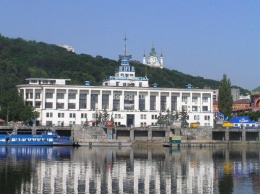В Киеве из-за стройки может разрушиться Речной вокзал
