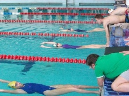 В Каменском соревновались пловцы с ограниченными возможностями