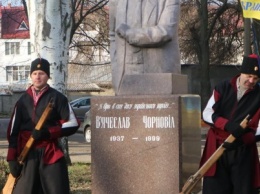 В Николаеве почтили память известного украинского деятеля Вячеслава Черновола, - ФОТО