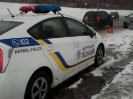ДТП на Деревянко: Daewoo не справился с управлением на скользкой дороге
