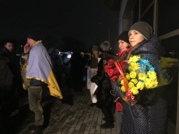 Появились фото, как готовятся к встрече освобожденных украинцев в аэропорту Борисполя