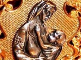 Северодончанке присовоили Почетное звание «Мать-героиня»