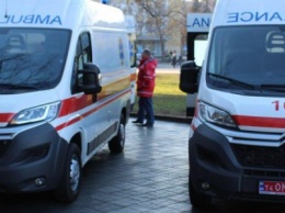 В Николаеве благодаря помощи нардепов и губернатора больнице экстренной помощи передали 2 реанимобиля, - ФОТО