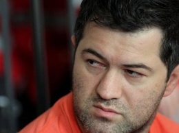 Суд продлил Насирову обязательство носить электронный браслет