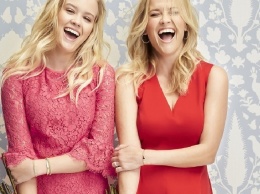 Риз Уизерспун и Ава Филипп выглядят как близнецы в рекламной кампании ко Дню всех влюбленных (ФОТО)