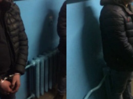 Двое мужчин приехали в Киев из Черниговской области, чтобы избить полицейского