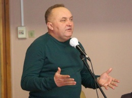 Депутат Первомайского горсовета и главный «оппоблоковец» Мосякин в интервью рассказал о завышенных зарплатах и политических «разборках» в мэрии