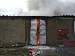 На Николаевщине вспыхнул масштабный пожар на складе