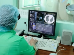 За год с помощью современного томографа в днепровской больнице №4 обследовали более 3,6 тысяч человек