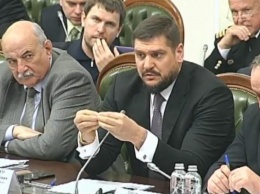 Нардеп Ляшко поддержал идею губернатора Савченко о снижении акциза на топливо для внутренних авиаперевозок