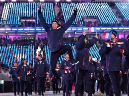 Самые яркие костюмы открытия Олимпиады 2018: пончо, юбки, бермуды и вышиванки