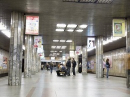 Взрывчатку в столичном метро не нашли, станции возобновили работу