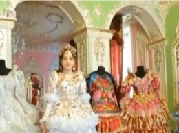 Фата из золота и часы с бриллиантами: цыгане Закарпатья удивили роскошной свадьбой (видео)