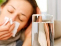 Заболевшим гриппом стоит опасаться осложнений в виде пневмонии и отита