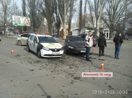В Николаеве автомобиль службы охраны врезался в «Фольксваген»