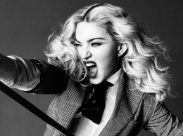 Певица Мадонна показала общественности свою прекрасную фигуру в латексном наряде (ФОТО)