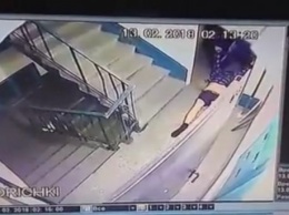 Запорожец, который перенес труп соседа в лифт, оказался под стражей