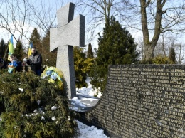 В польском Павлокоме почтили память расстрелянных украинцев (ФОТО)