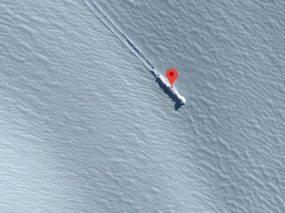 В Google Maps найден странный объект на острове около Антарктиды