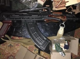 СБУ ликвидировала сеть сбыта оружия и боеприпасов из АТО (Фото)