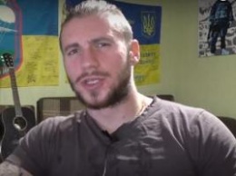 "Что итальянцы подумали?": В сети бурно обсуждают плевок украинского десантника в российского телеведущего