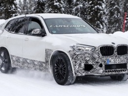 «Заряженный» BMW X3 M «застукали» на зимних тестах