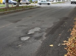 Нарушение на нарушении: правоохранители расследуют работу дорожников в Новой Каховке