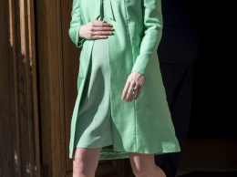 Весна пришла: герцогиня Кэтрин выбирает оттенок молодой зелени