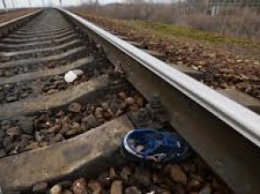 В Ивано-Франковской грузовой поезд сбил подростка, гулявшего по путям в наушниках