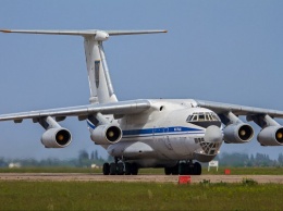 В Кривом Роге режут на металлолом самолеты Ил-76