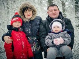 11-летнего мальчика вытолкнули в окно, а родители и сестричка сгорели: трагическая история семьи из Кемерово