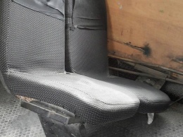 В столице Крыма сняли с рейса «маршрутку», курсирующую со сломанными сиденьями (ФОТО)