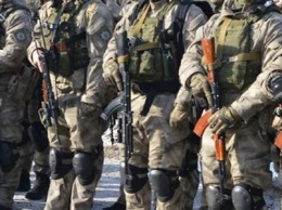 Появилось ВИДЕО полицейских учений в центре Запорожья со взрывами и стрельбой