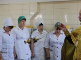 В Бахмуте пекарей благословили на выпечку пасхальных куличей