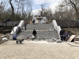 В парке Шевченко восстановили фонтан "Ваза малая"