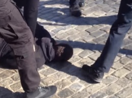 В центре Одессы задержали хулиганов: очевидцы утверждают, что слышали выстрелы (ФОТО, ВИДЕО)