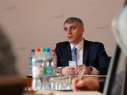 Андриенко считает, что "ничего критического" в скандальном навесе на 3-й Слободской нет: Сенкевич поручил провести проверку