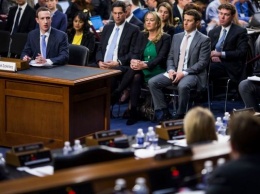 Стоимость акций Facebook выросла на фоне выступления Цукерберга перед сенатом США