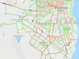 Движение транспорта в Одессе затруднено из-за ремонта и ДТП