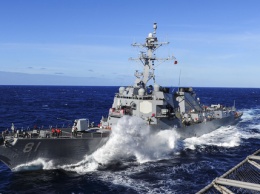 Эсминец США с ракетами Томагавк зашел в Средиземное море