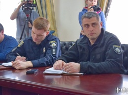 В николаевской полиции заявили, что не смогут заставить фуры ездить по Турбинной и Новозаводской: «Они просто не проездные»