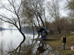 Большого наводнения Чернигов не ожидает, но к нему готов