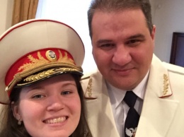 Будни Донецка: Дочь Тимофеева пошла по стопам отца