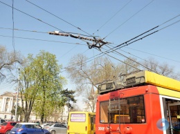 Обрыв проводов в Одессе сократил маршрут 9-го троллейбуса