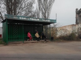 Нет ремонта и доступной среды: мониторинг остановок в Крыму