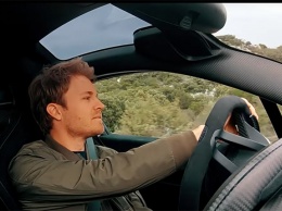 Видео: Росберг сел за руль McLaren Хаккинена