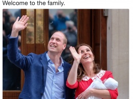 Принц Уильям и Кейт Миддлтон показали новорожденного принца миру