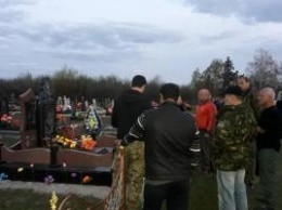 В Кропивницком водителя маршрутки, который обидел мать погибшего военного, заставили ехать на кладбище