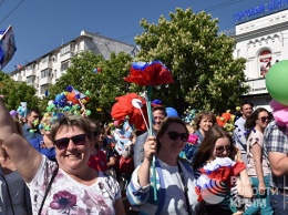 В Первомайском шествии в Симферополе ожидается 1,5 тыс участников